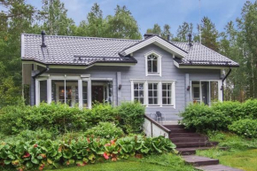 Villa Ojala, a lovely cottage with own beach Kuusamo